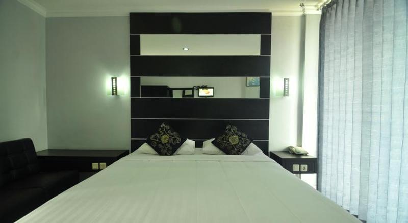 Arya Hotel & Spa 꾸따 외부 사진